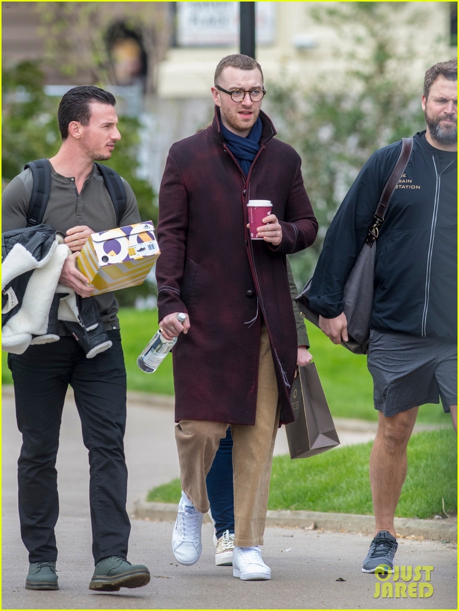 sam smith heads to o2 arena ahead of concert 02