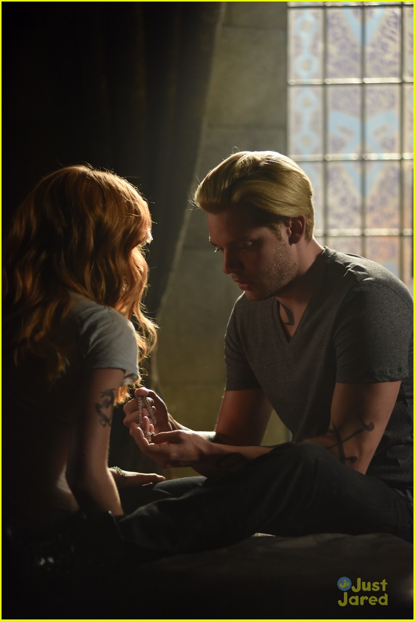 shadowhunters thy soul instructed stills 38