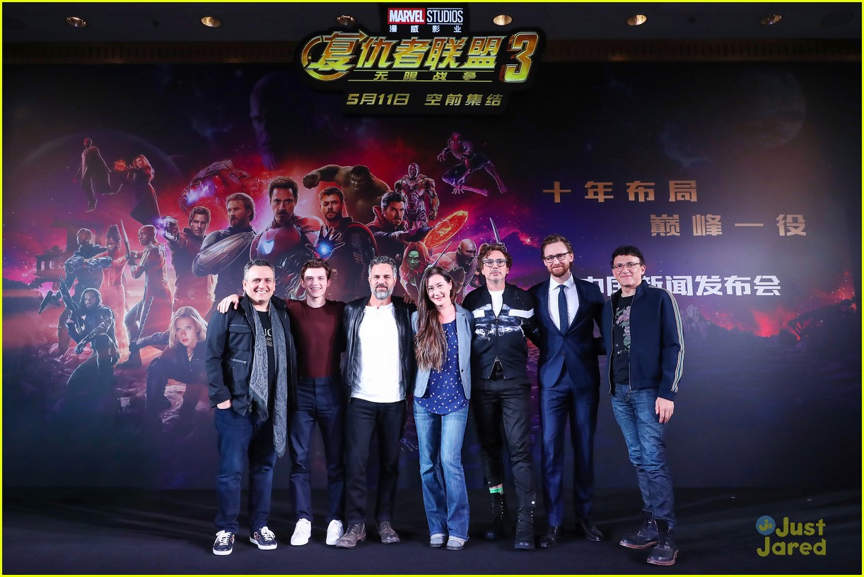 tom holland fake script avengers shanghai event 03
