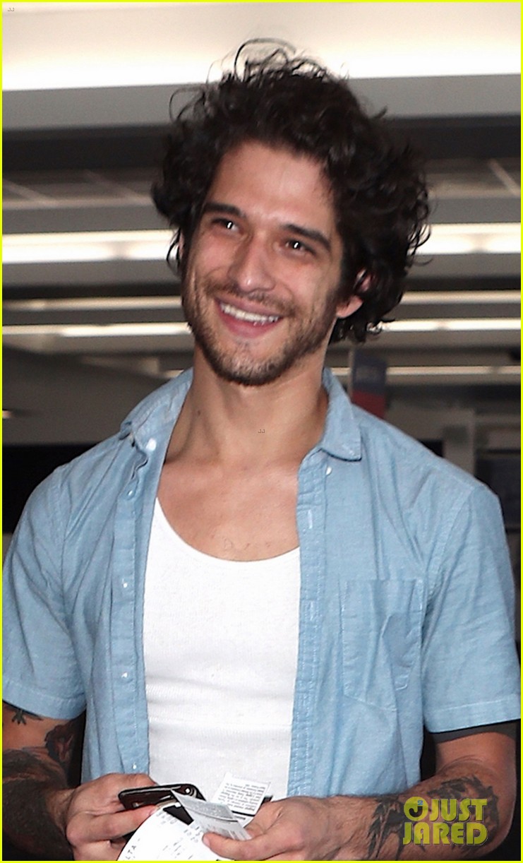 tyler posey has gotten bored with acting 05