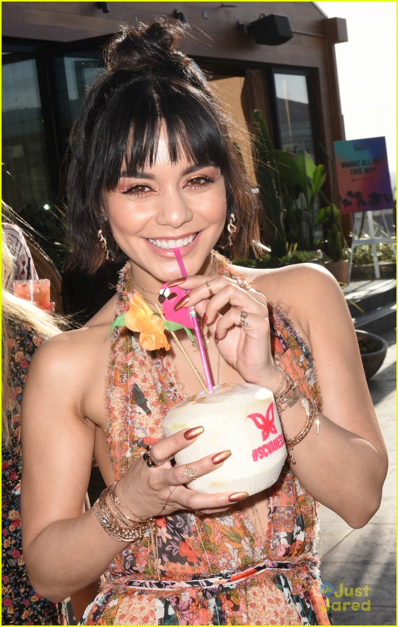vanessa hudgens sinful colors launch party 04