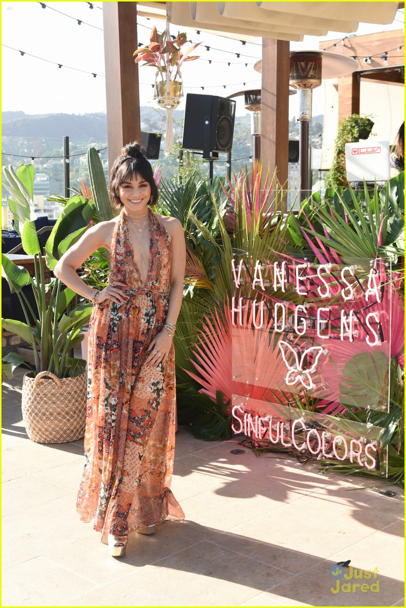 vanessa hudgens sinful colors launch party 06