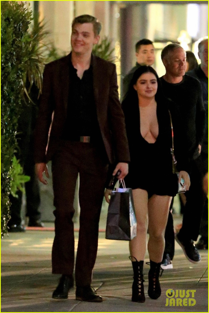 ariel winter dons plunging black romper for date night with levi meaden 02