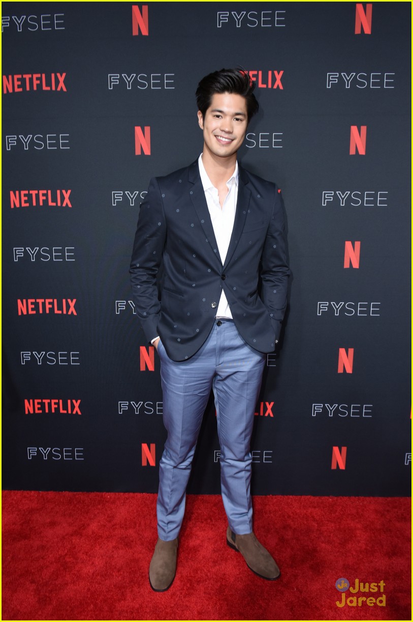 13 reasons why cast netflix fysee party 06
