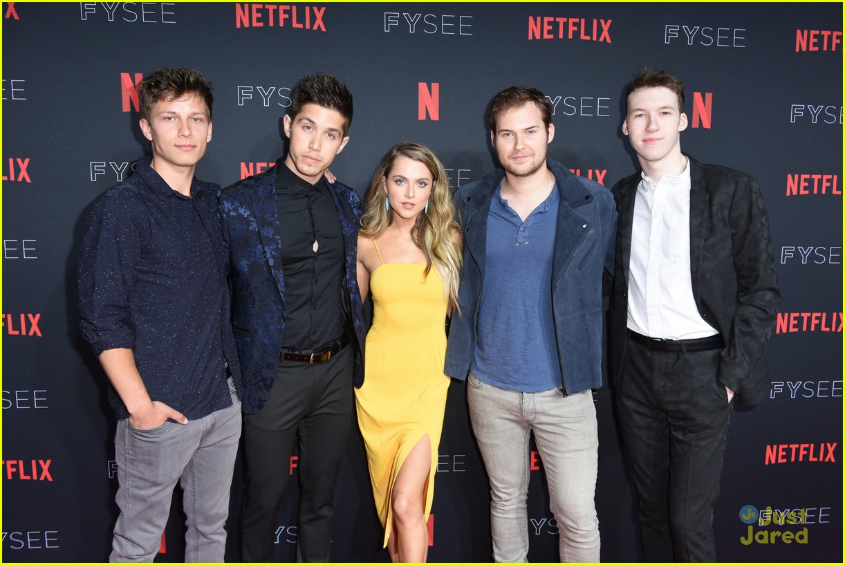 13 reasons why cast netflix fysee party 11