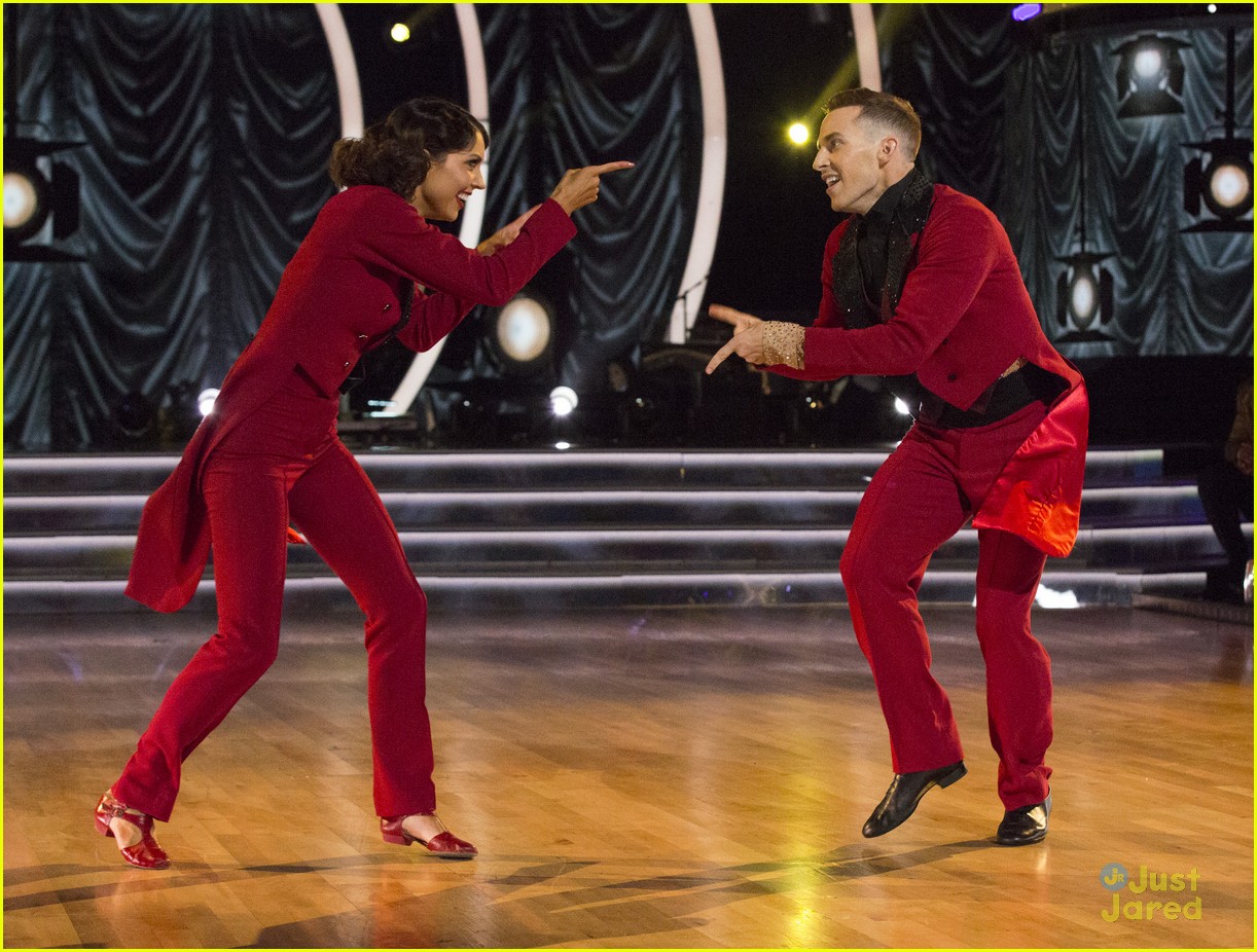 adam rippon jenna johnson connected forever dwts win 17