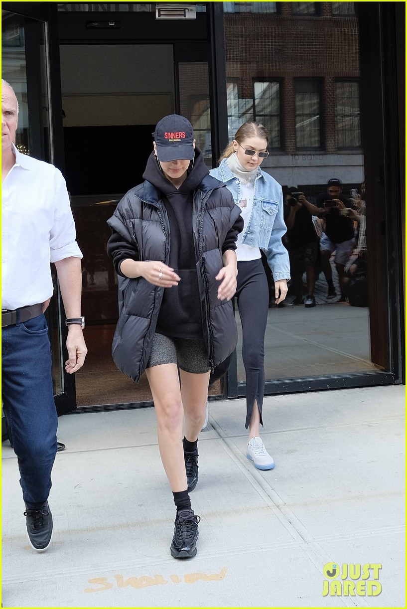 bella hadid hangs out with out with big sis gigi in nyc 12