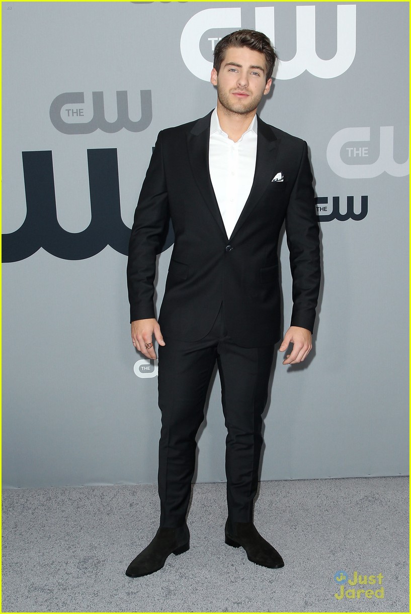 cody christian american roswell cw upfronts 36
