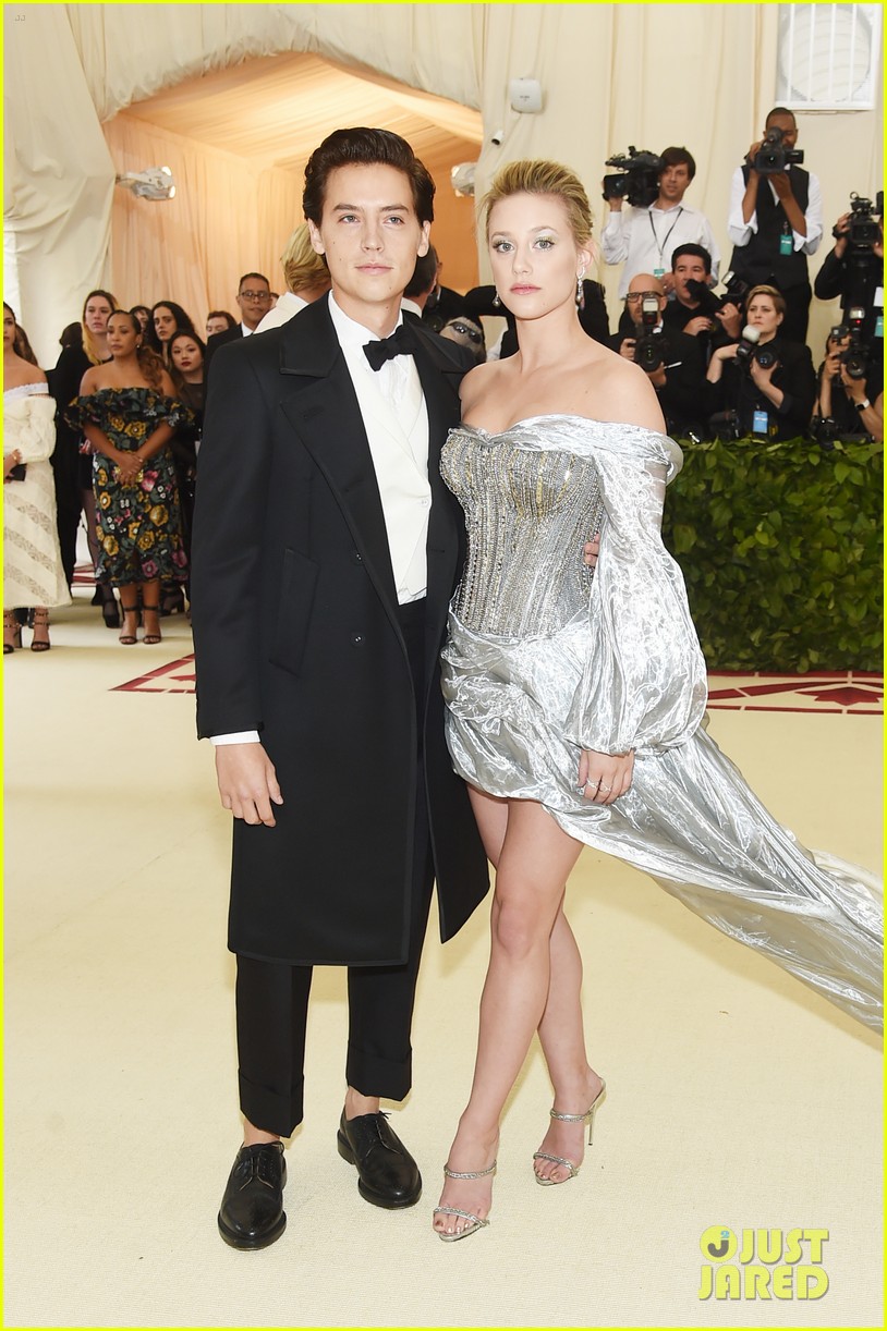cole sprouse lili reinhart debut met gala 06