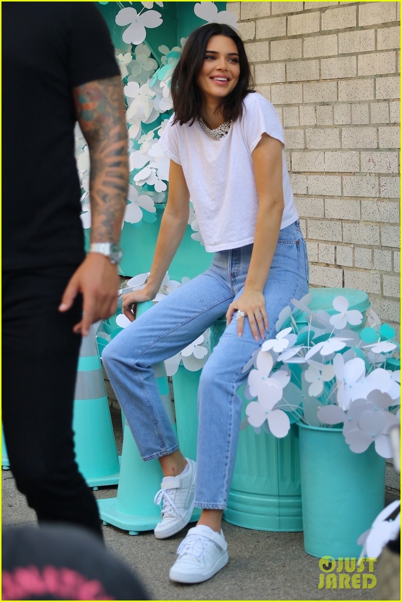 kendall jenner poses for tiffany blue photo shoot in nyc 10