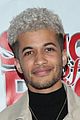 jordan fisher cheks out school of rock at pantages 05