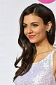 victoria justice dazzles in silver sequin dress at kentucky derby 04