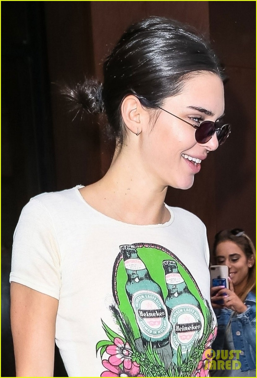 kendall jenner wears head to toe all white 02