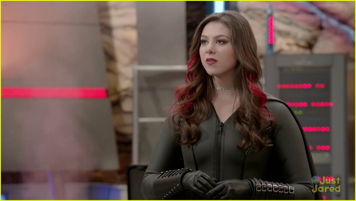 PHOEBE/Thundermans  Phoebe thunderman, Kira kosarin, Phoebe