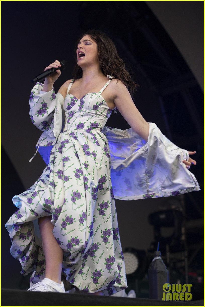 lorde all points east 2018 06