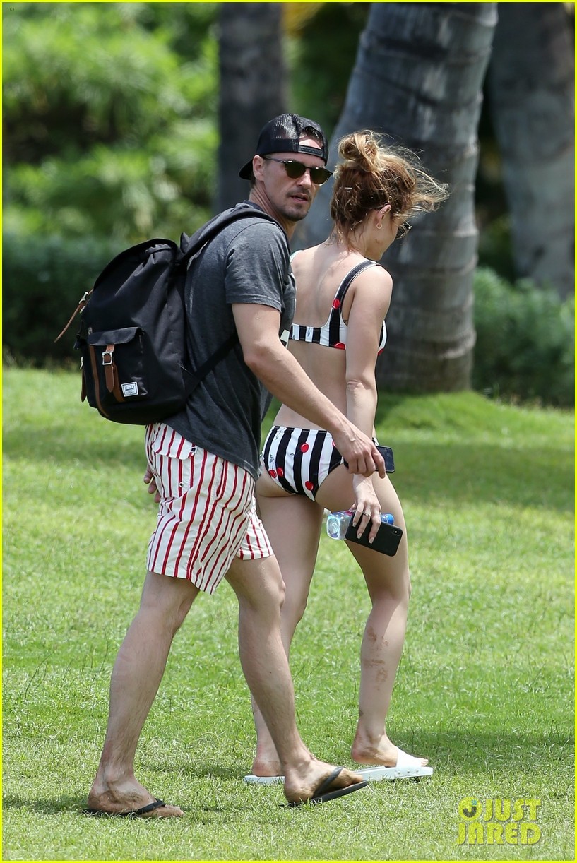 lucy hale hits the beach with life sentence costar riley smith 02