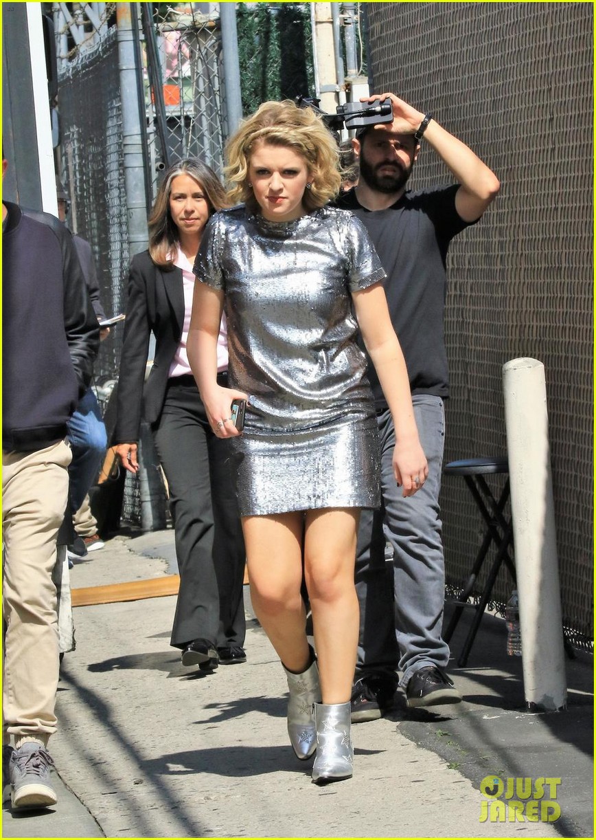 maddie poppe takes stage on jimmy kimmel live 01
