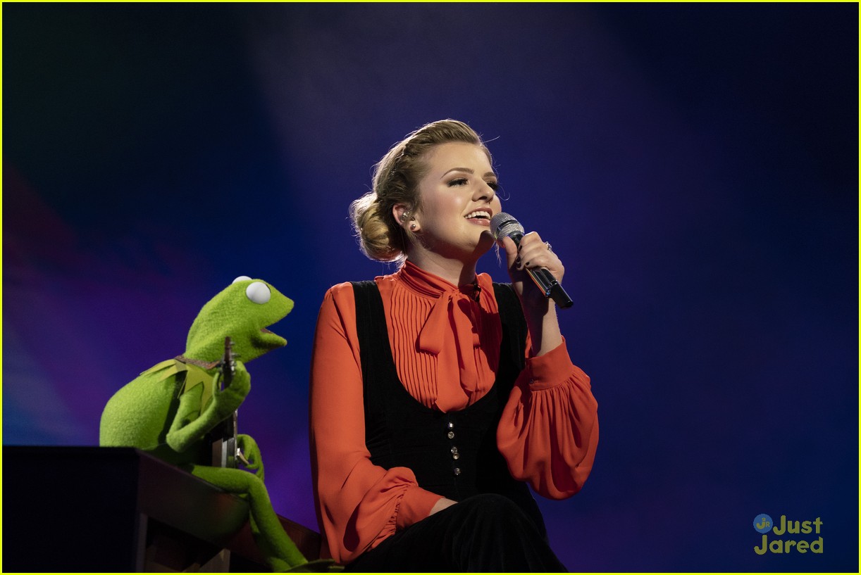 maddie poppe wins american idol pics song 03