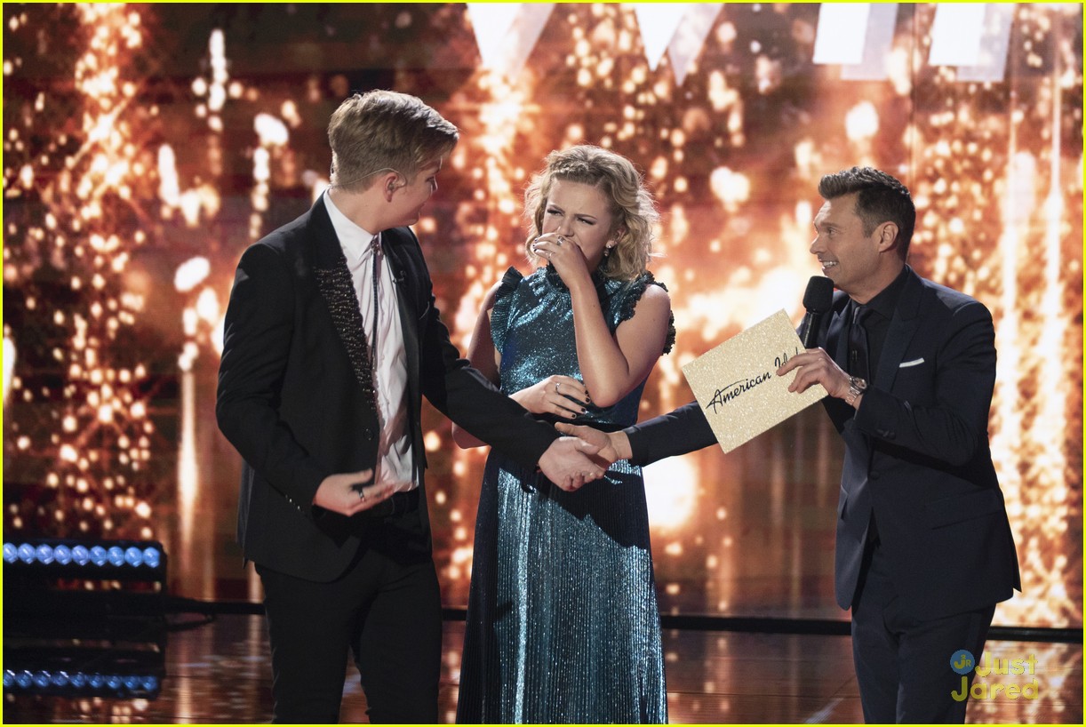 maddie poppe wins american idol pics song 09