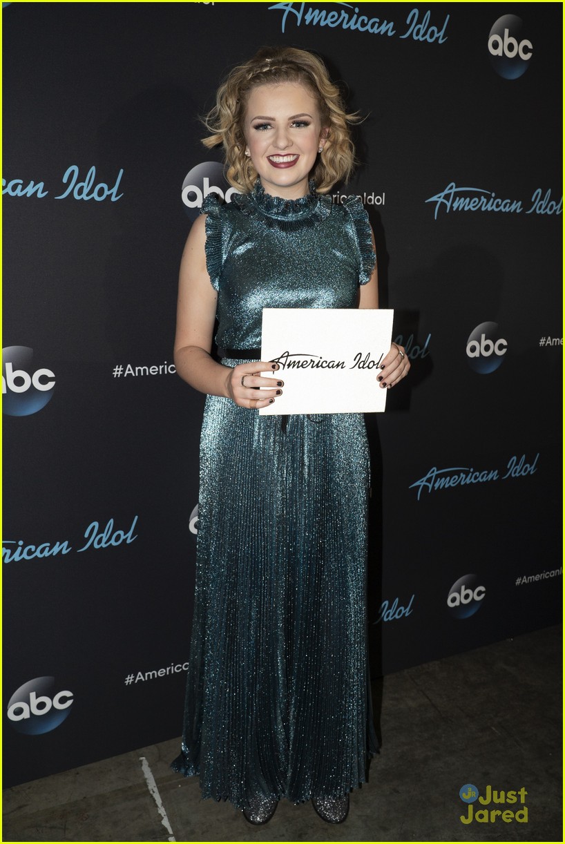 maddie poppe wins american idol pics song 14