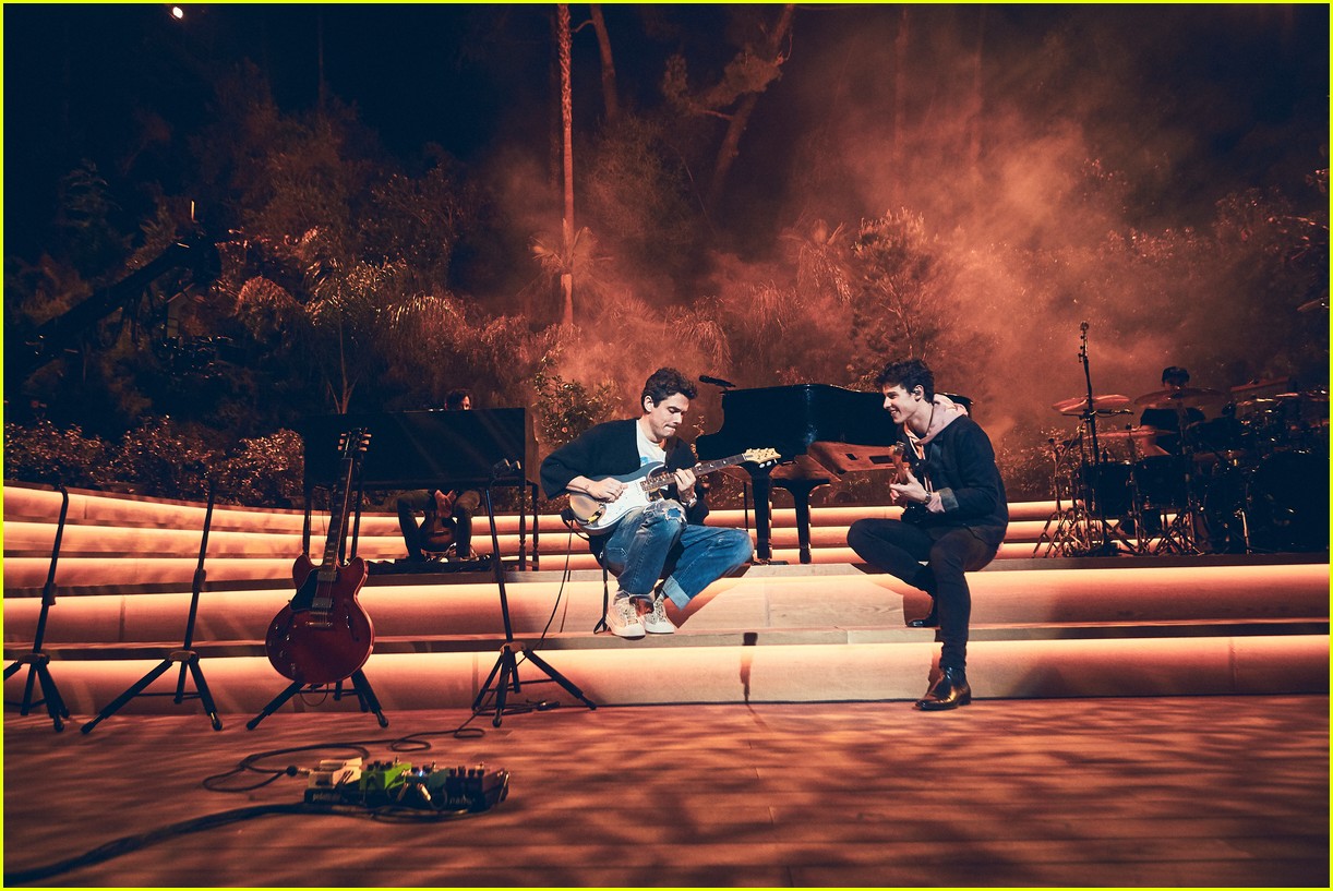 shawn mendes and john mayer premiere where were you in the morning at apple music show 03