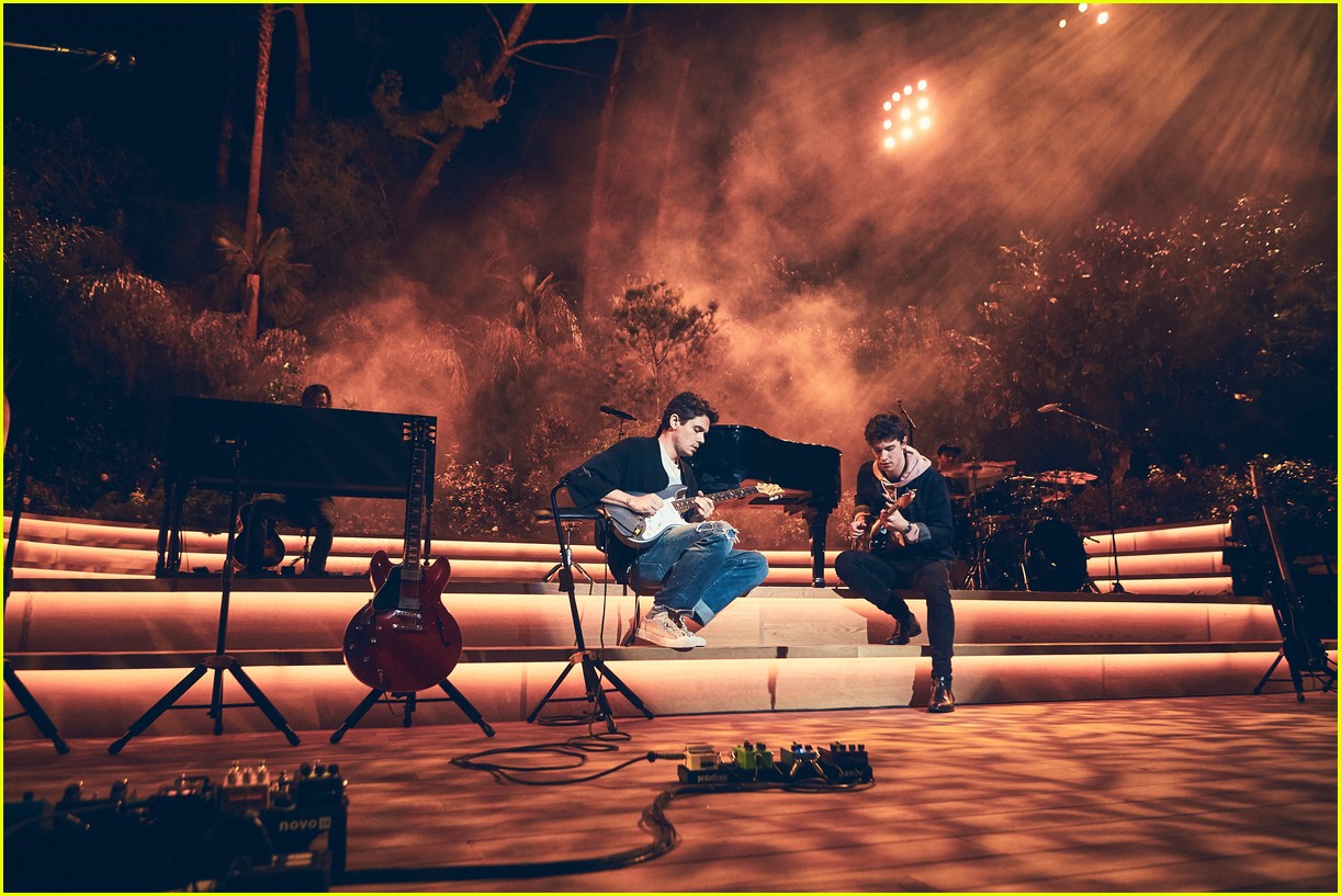 shawn mendes and john mayer premiere where were you in the morning at apple music show 11