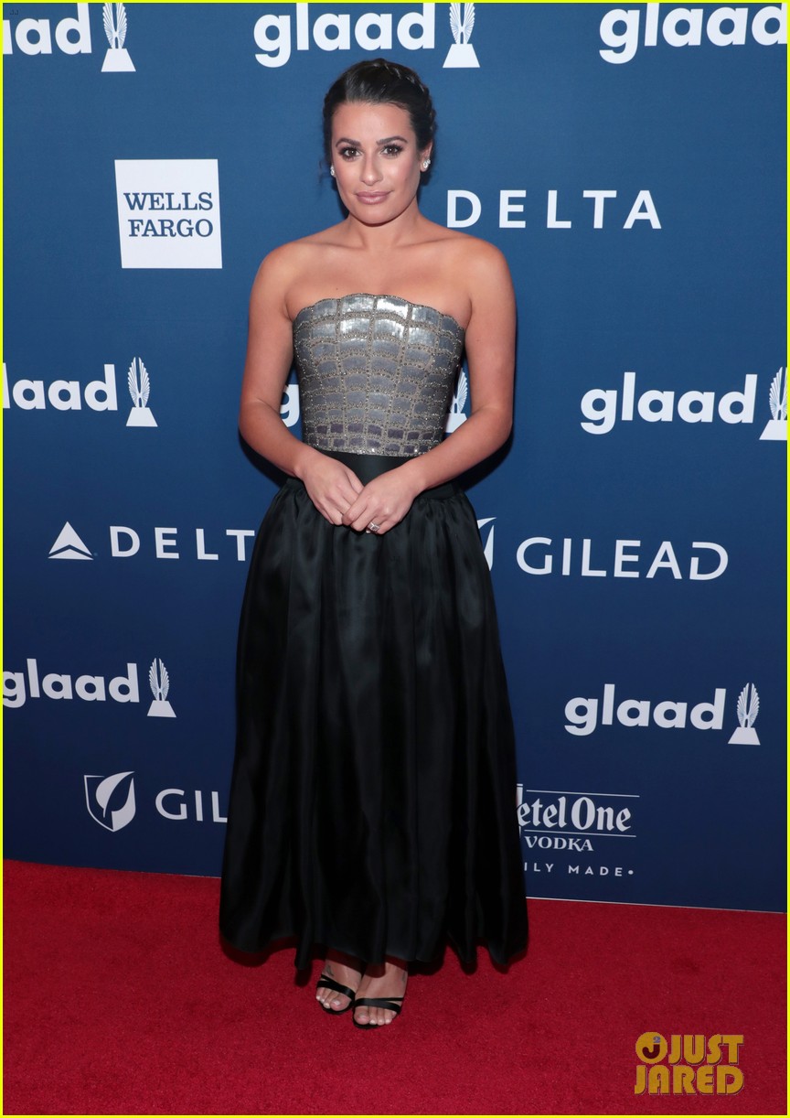 lea michele shows off engagement ring at glaad media awards 06