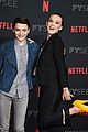 millie bobby brown naoh schnapp hold hands at stranger things panel 16