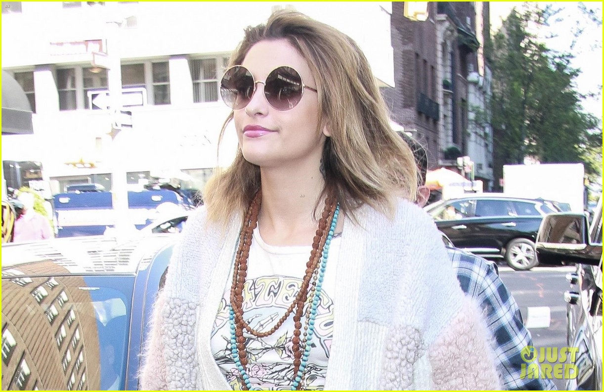 paris jackson out about in nyc 03