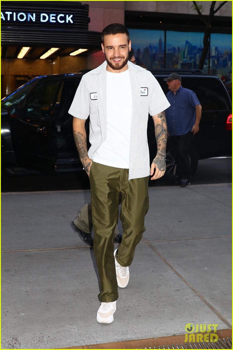 liam payne rocks olive green pants while out in nyc 06