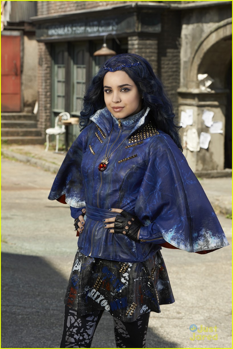 sofia carson d3 first dance number done tweets 01