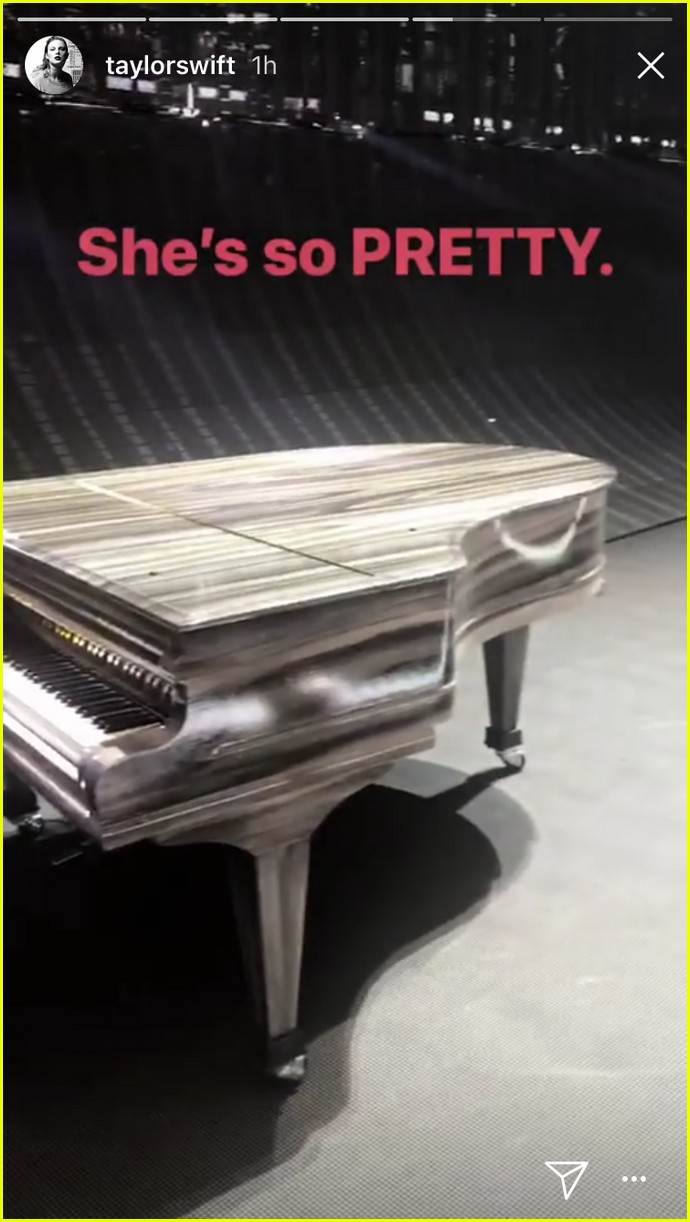 taylor swift will be using this piano for two reputation tour songs 04