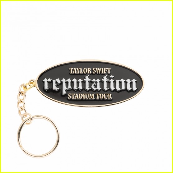 taylor swift reputation tour merchandise 33
