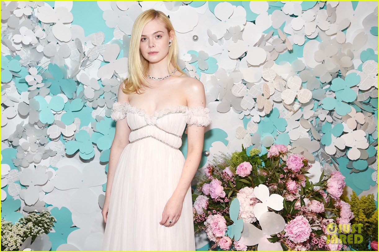 zendaya elle fanning and yara shahidi get glam for tiffany and co event 11