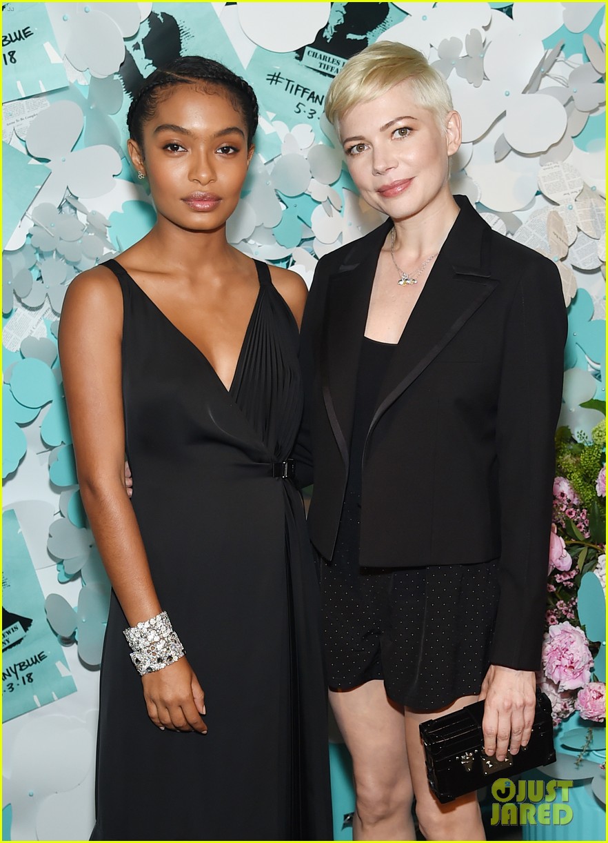 zendaya elle fanning and yara shahidi get glam for tiffany and co event 14