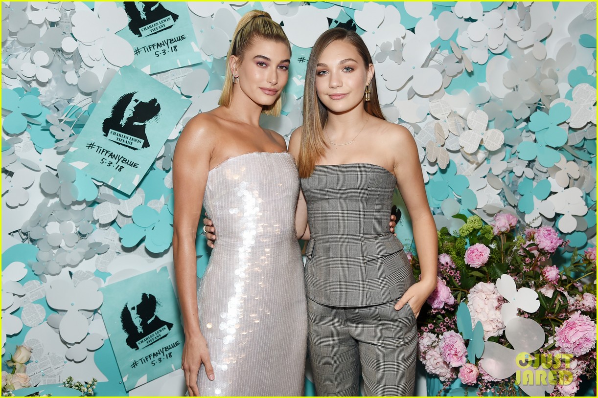zendaya elle fanning and yara shahidi get glam for tiffany and co event 27