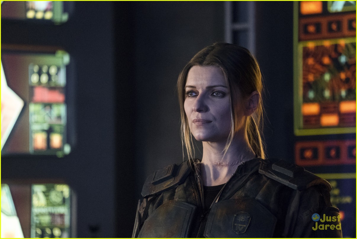 the 100 get to peace stills clips 04