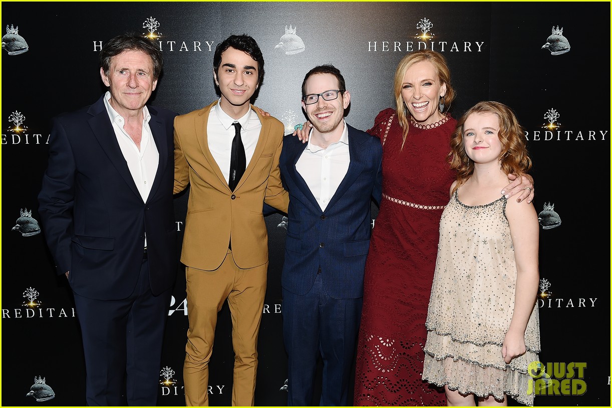 alex wolff gets family support at hereditary screening 07