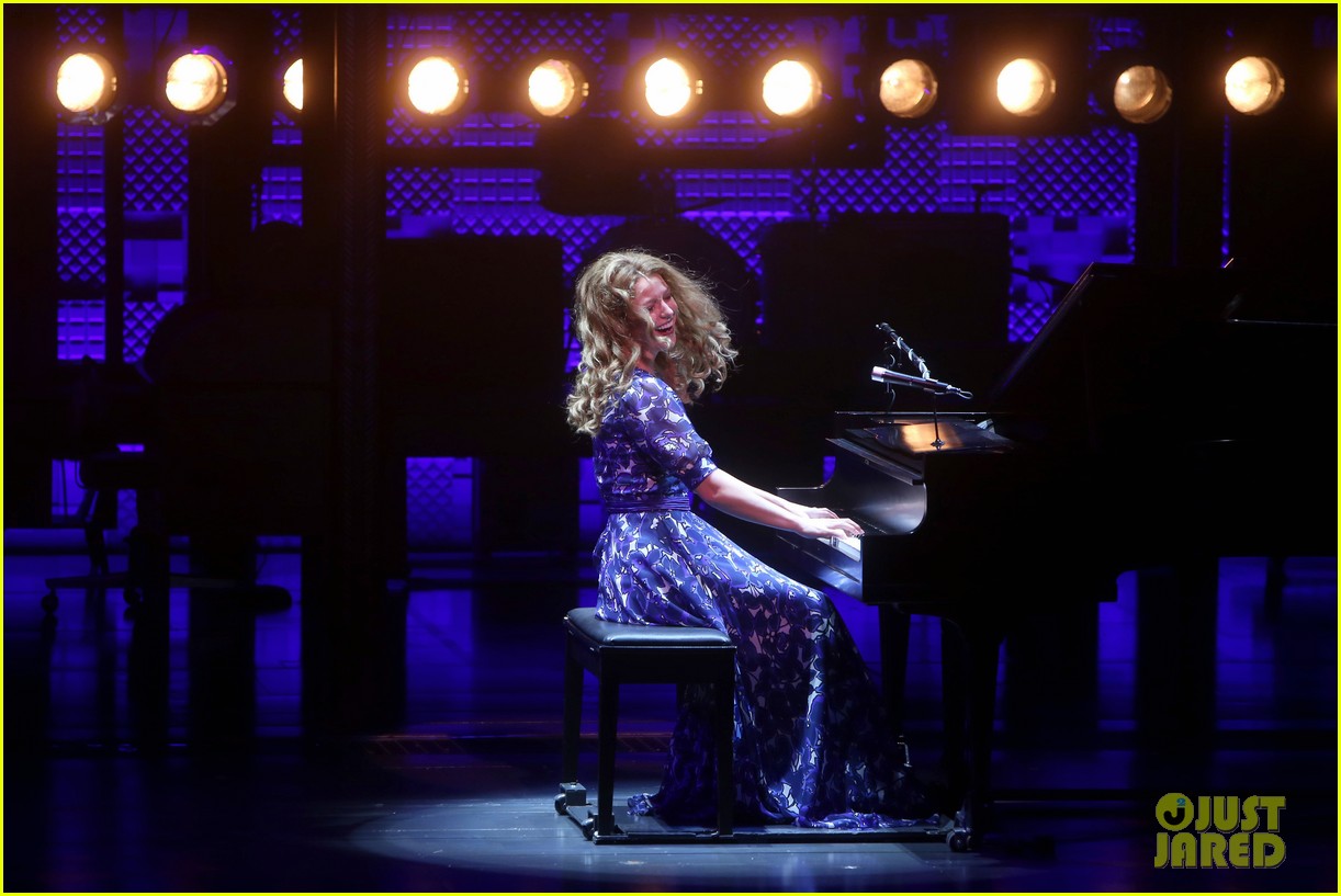 melissa benoist makes broadway debut in beautiful the carole king musical 07