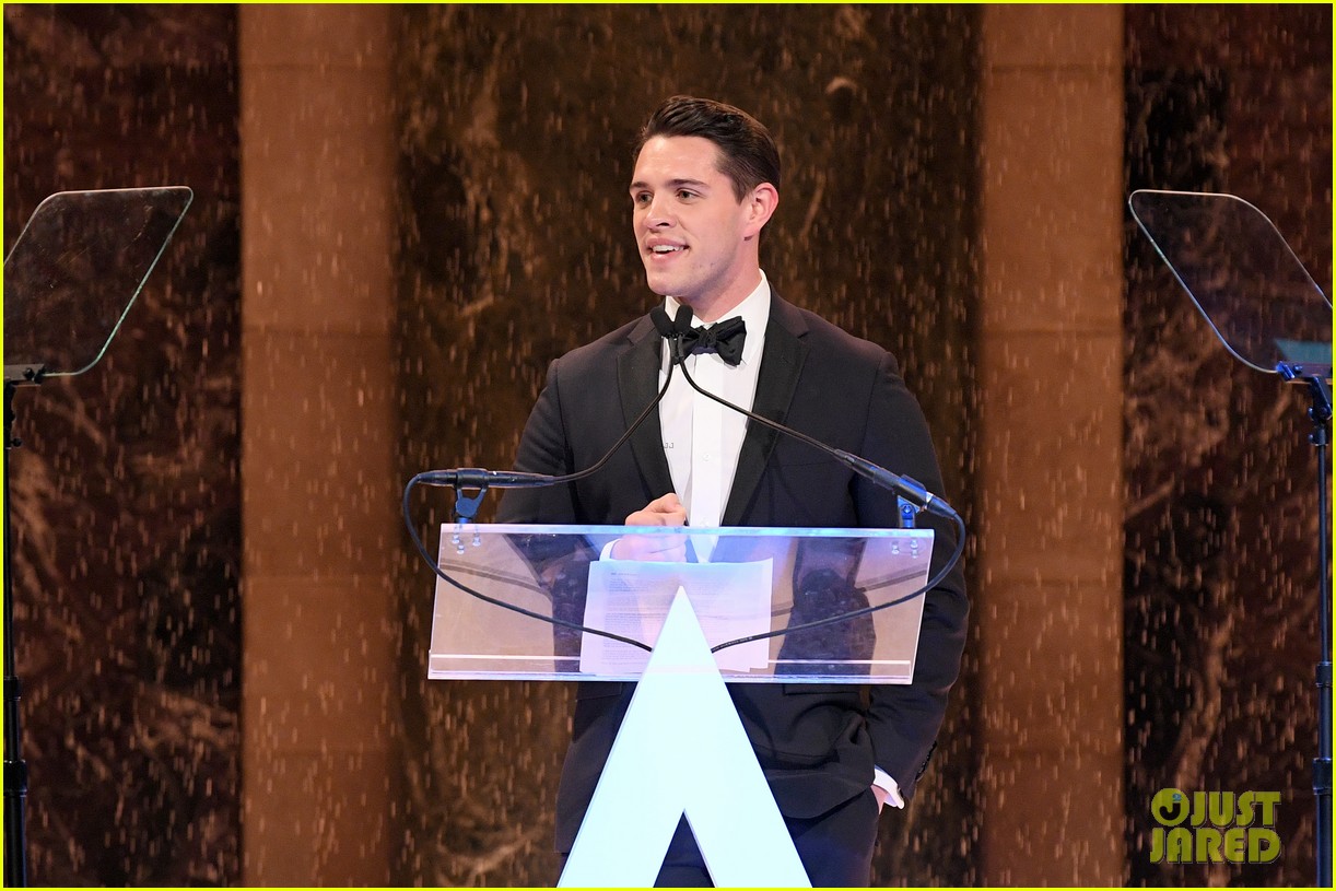 casey cott looks so dapper at ace awards 2018 in nyc 12