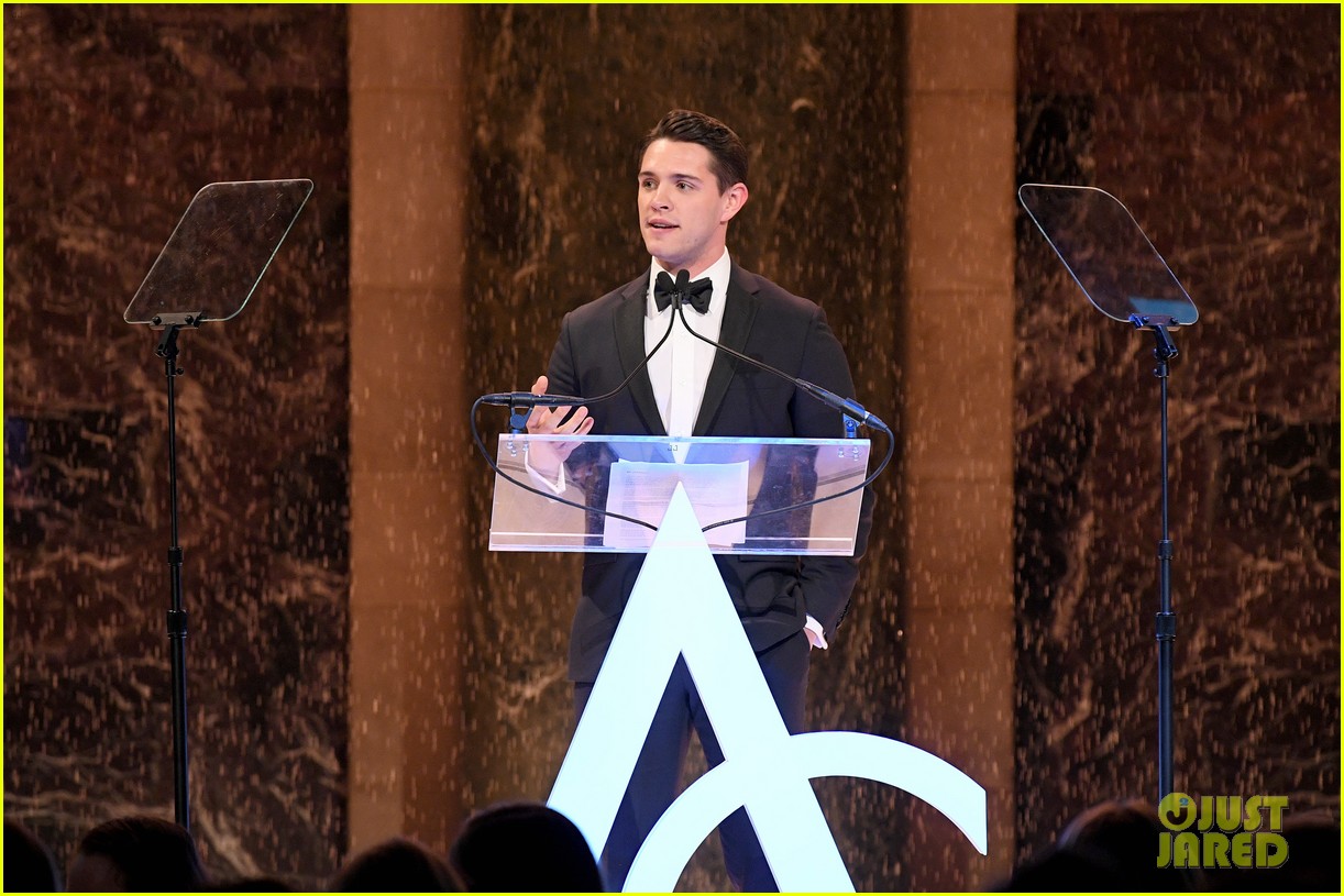 casey cott looks so dapper at ace awards 2018 in nyc 14