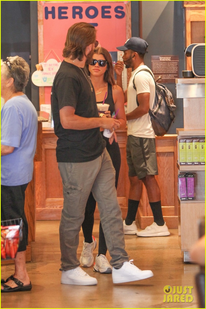 scott disick and sofia richie step out together again after denying breakup rumors 35