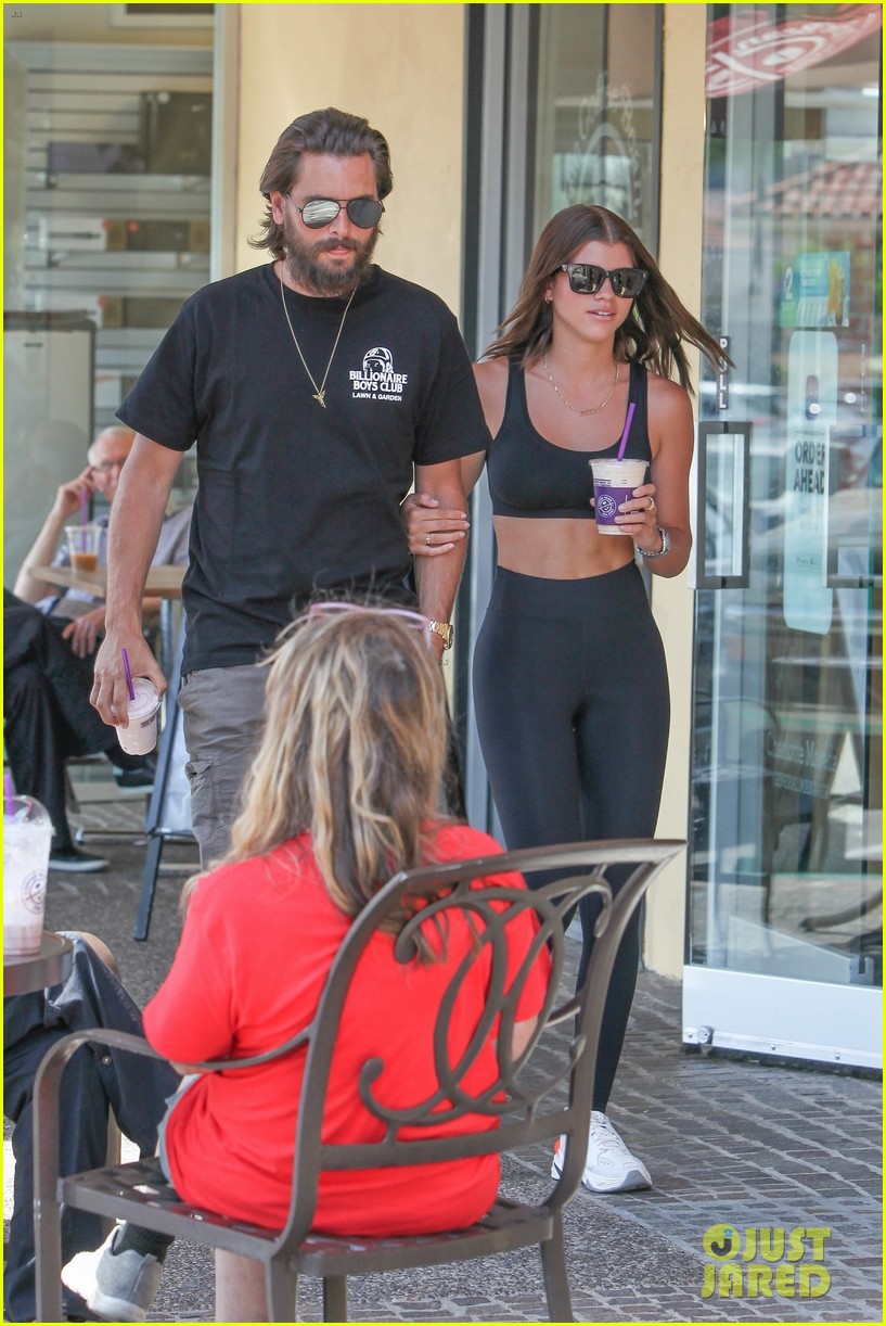 scott disick and sofia richie step out together again after denying breakup rumors 41