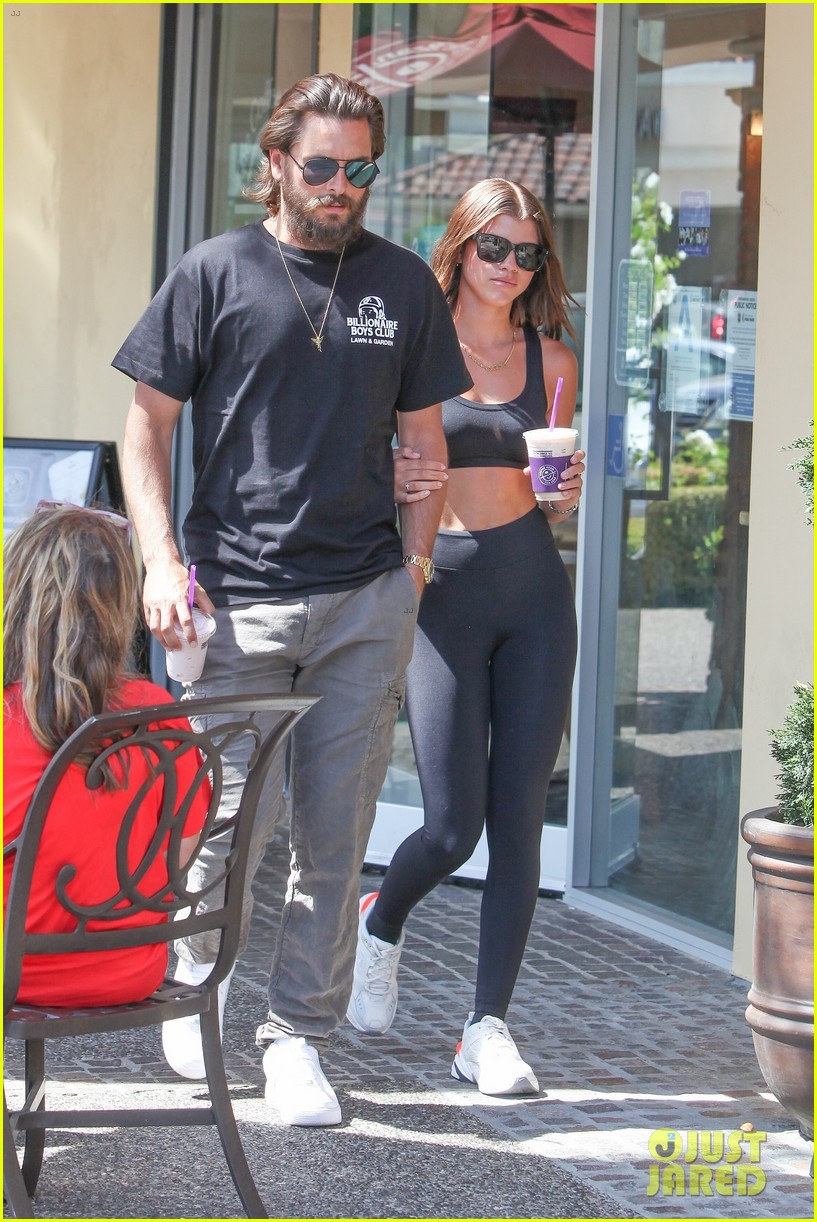scott disick and sofia richie step out together again after denying breakup rumors 43