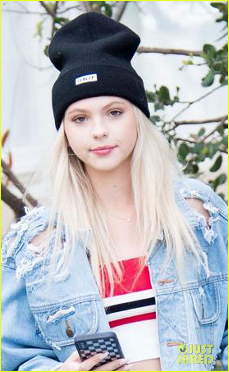 jordyn jones thanks fans for sticking by her side through everything 03