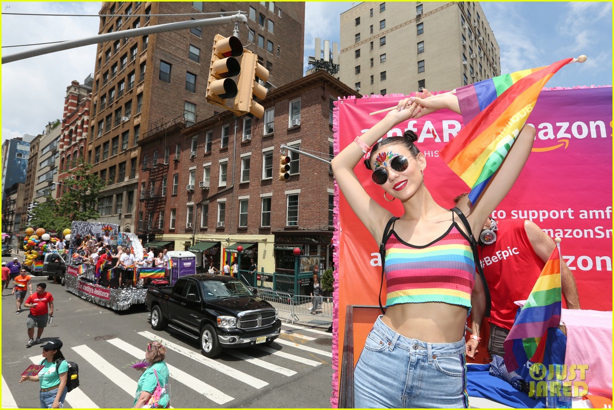 victoria justice shows her colors at nyc pride parade 2018 02