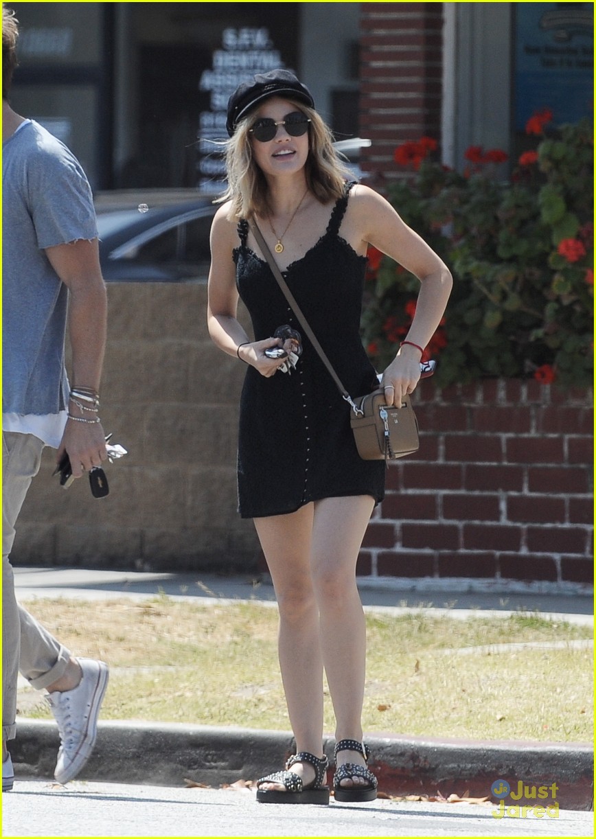 lucy hale birthday outing smoothie pickup pics 15