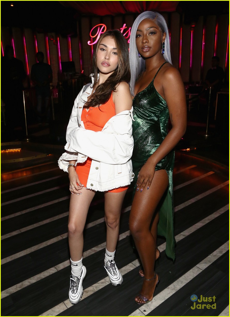 madison beer justine skye simply be launch event 09