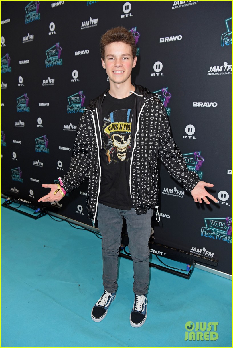 johnny orlando and hayden summerall team up at you summer festival 2018 07