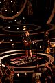 maddie poppe performs acoustic version of going going gone at rdmas2 33